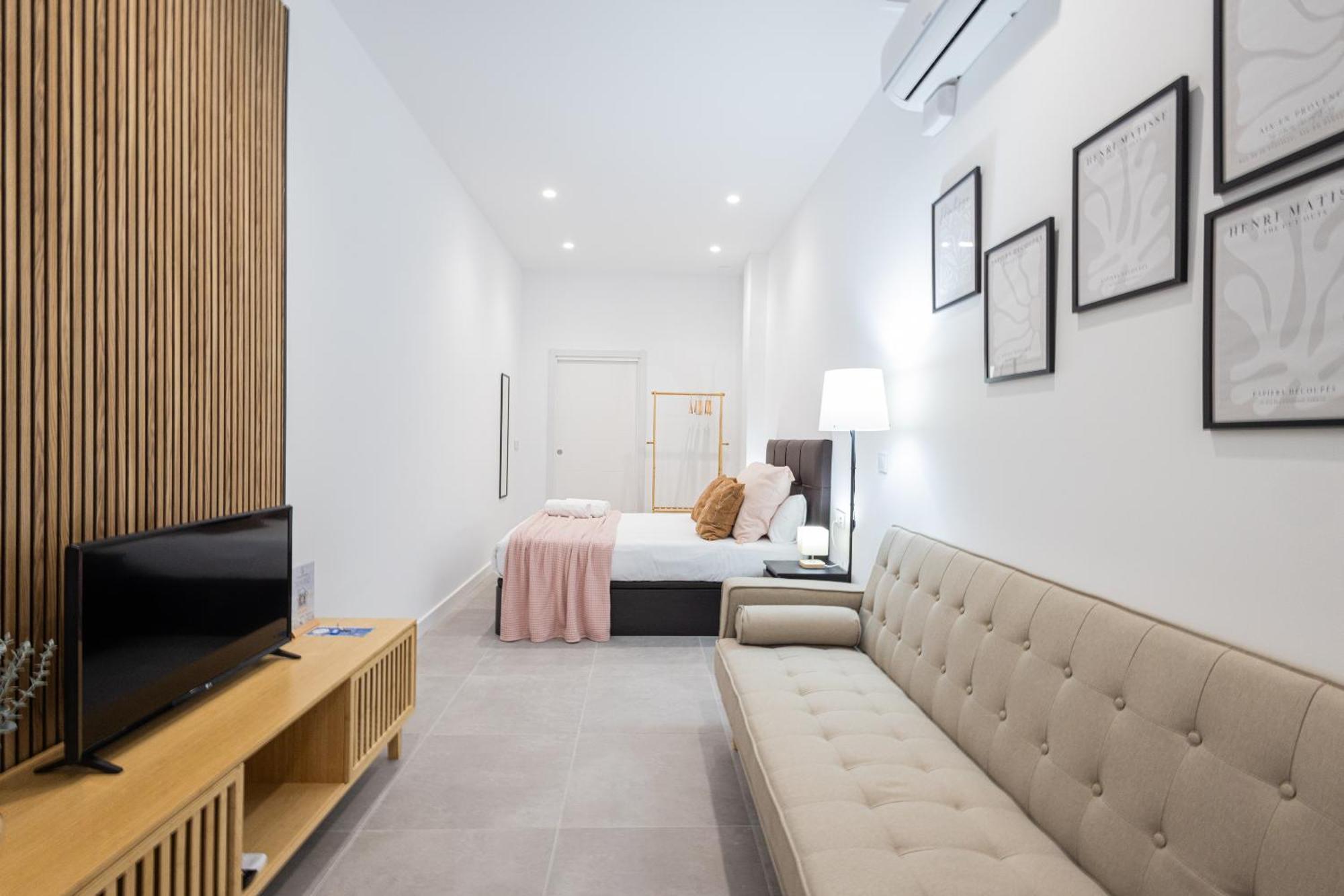 Florit Flats - The Monteolivete * Valencia